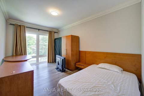 Photo 34 at 2652 Victoria Park Avenue, Pleasant View, Toronto