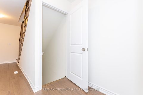 Photo 38 at 15 Gunton Street, Bayview Northeast, Aurora