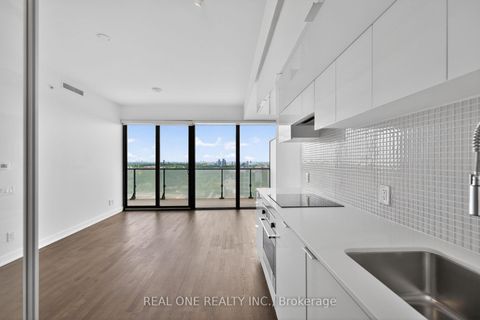 Photo 10 at 1906 - 185 Roehampton Avenue, Mount Pleasant West, Toronto