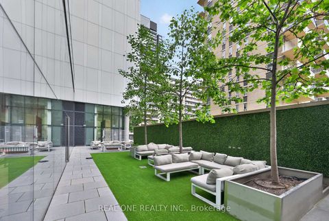 Photo 32 at 1906 - 185 Roehampton Avenue, Mount Pleasant West, Toronto
