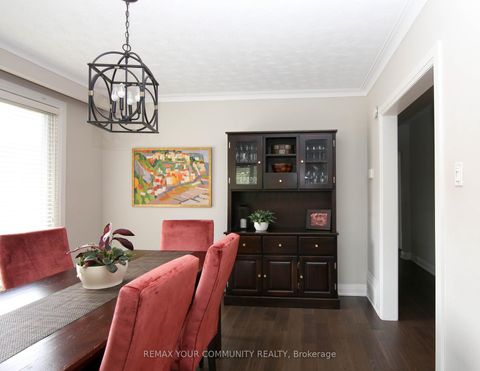 Photo 10 at 215 Honiton Street, Bathurst Manor, Toronto