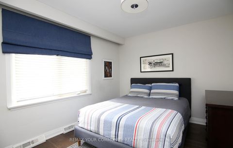 Photo 20 at 215 Honiton Street, Bathurst Manor, Toronto