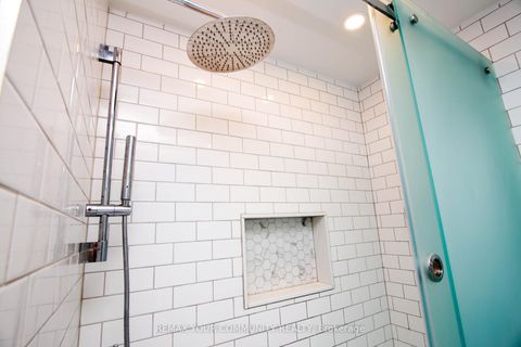 Photo 22 at 215 Honiton Street, Bathurst Manor, Toronto