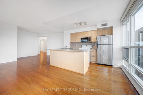 Photo 6 at 4105 - 763 Bay Street, Bay Street Corridor, Toronto