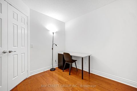 Photo 18 at 4105 - 763 Bay Street, Bay Street Corridor, Toronto
