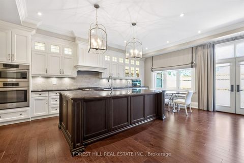 Photo 10 at 326 Lytton Boulevard, Lawrence Park South, Toronto