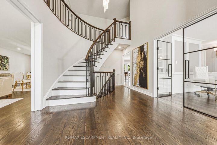 Photo 5 at 399 Golf Links Road, Ancaster, Hamilton