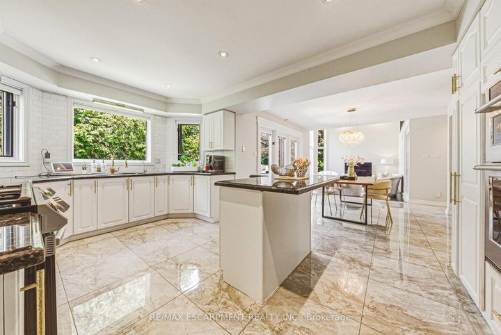 Photo 11 at 399 Golf Links Road, Ancaster, Hamilton