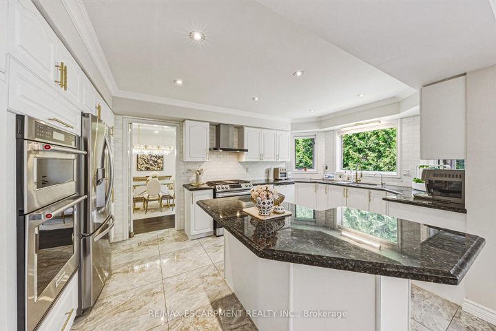 Photo 12 at 399 Golf Links Road, Ancaster, Hamilton
