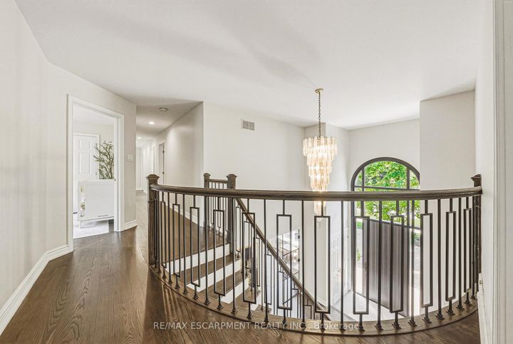 Photo 23 at 399 Golf Links Road, Ancaster, Hamilton
