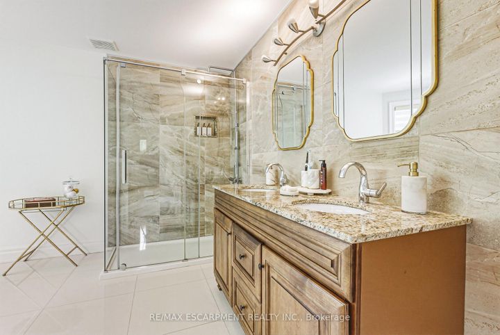 Photo 27 at 399 Golf Links Road, Ancaster, Hamilton