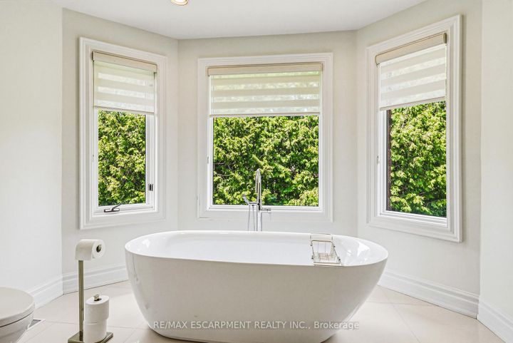 Photo 28 at 399 Golf Links Road, Ancaster, Hamilton