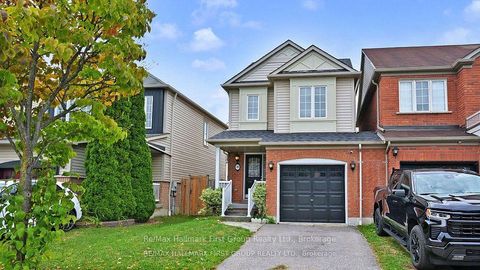 Photo 3 at 39 Robideau Place, Pringle Creek, Whitby