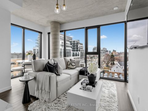 Photo 7 at 519 - 7 Smith Crescent, Queensway, Toronto