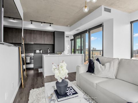 Photo 9 at 519 - 7 Smith Crescent, Queensway, Toronto