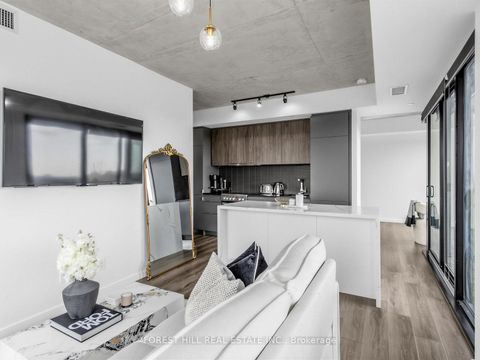 Photo 12 at 519 - 7 Smith Crescent, Queensway, Toronto