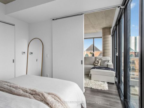 Photo 15 at 519 - 7 Smith Crescent, Queensway, Toronto