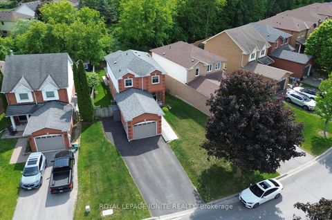 Photo 6 at 14 Elephant Hill Drive, Bowmanville, Clarington
