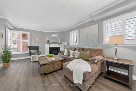 Photo 12 at 14 Elephant Hill Drive, Bowmanville, Clarington