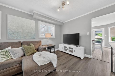 Photo 16 at 14 Elephant Hill Drive, Bowmanville, Clarington