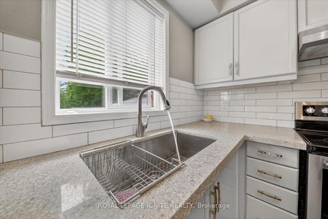 Photo 22 at 14 Elephant Hill Drive, Bowmanville, Clarington