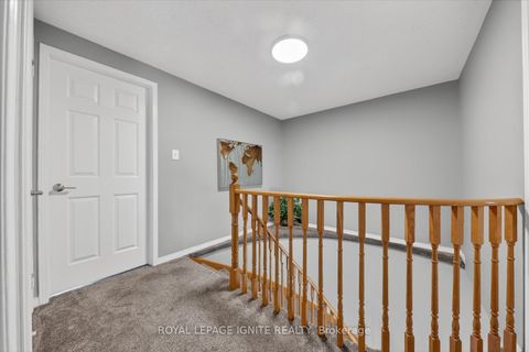 Photo 25 at 14 Elephant Hill Drive, Bowmanville, Clarington