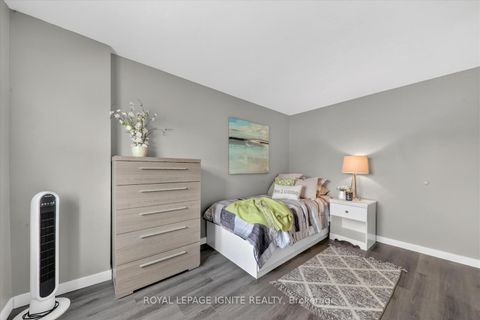 Photo 32 at 14 Elephant Hill Drive, Bowmanville, Clarington