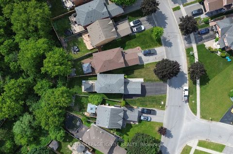Photo 49 at 14 Elephant Hill Drive, Bowmanville, Clarington
