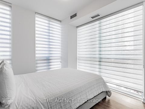 Photo 10 at 711 - 1 Yorkville Avenue, Annex, Toronto