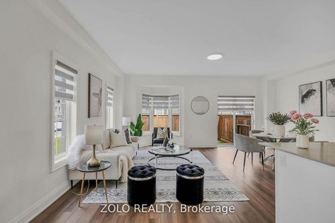 Photo 7 at 37 Prospect Way, Pringle Creek, Whitby