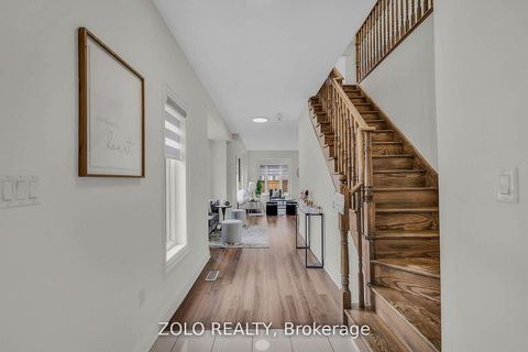 Photo 10 at 37 Prospect Way, Pringle Creek, Whitby