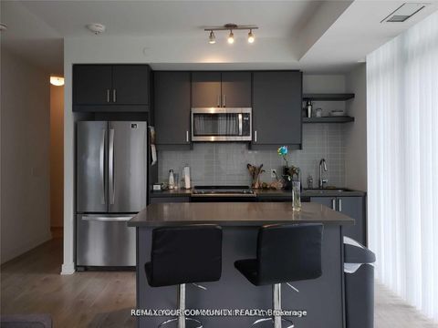 Photo 2 at 502 - 50 Wellesley Street E, Yonge Corridor, Toronto