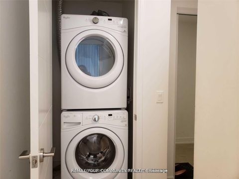 Photo 10 at 502 - 50 Wellesley Street E, Yonge Corridor, Toronto