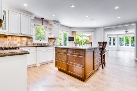 Photo 8 at 152 Treegrove Circle, Hills of St Andrew, Aurora