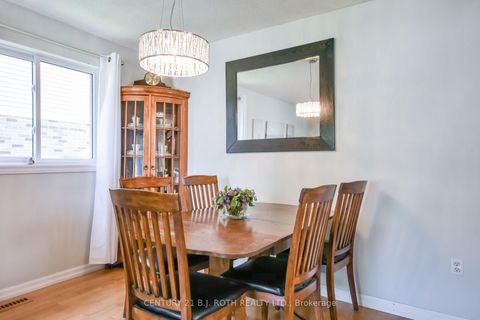 Photo 6 at 24 Pae Drive, Painswick North, Barrie