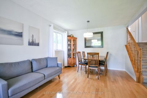 Photo 7 at 24 Pae Drive, Painswick North, Barrie