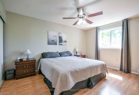Photo 16 at 24 Pae Drive, Painswick North, Barrie