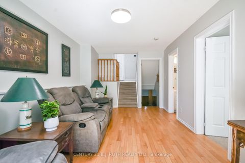 Photo 21 at 24 Pae Drive, Painswick North, Barrie