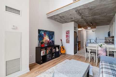 Photo 11 at 802 - 255 Richmond Street E, Moss Park, Toronto