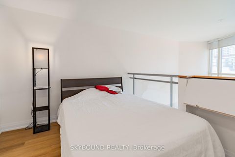 Photo 20 at 802 - 255 Richmond Street E, Moss Park, Toronto