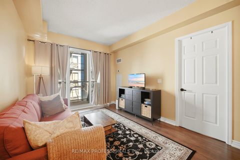 Photo 15 at 922 - 15 James Finlay Way, CFB, Toronto