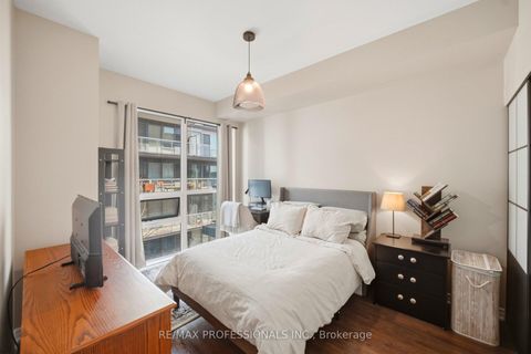 Photo 17 at 922 - 15 James Finlay Way, CFB, Toronto