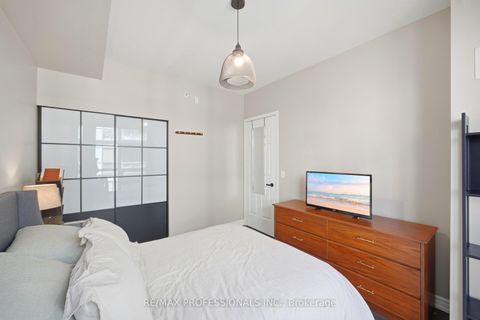 Photo 18 at 922 - 15 James Finlay Way, CFB, Toronto