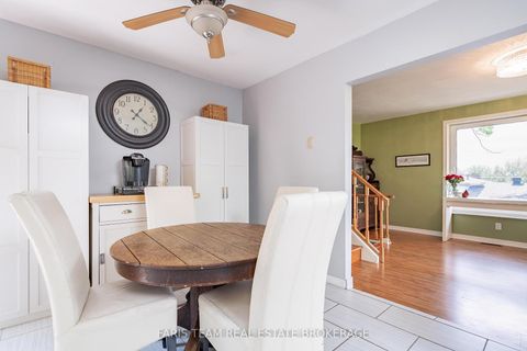 Photo 9 at 82 Bayview Drive, Allandale Heights, Barrie