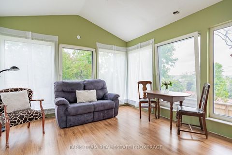 Photo 14 at 82 Bayview Drive, Allandale Heights, Barrie