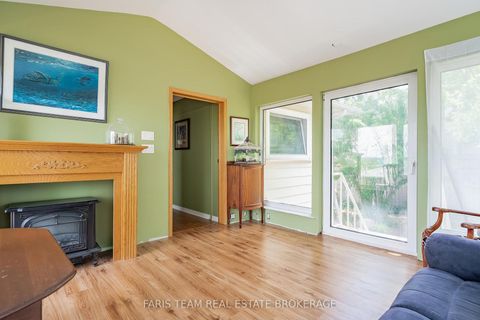 Photo 15 at 82 Bayview Drive, Allandale Heights, Barrie