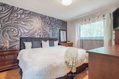 Photo 16 at 82 Bayview Drive, Allandale Heights, Barrie