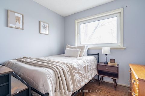 Photo 20 at 82 Bayview Drive, Allandale Heights, Barrie