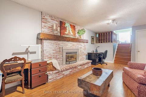 Photo 24 at 82 Bayview Drive, Allandale Heights, Barrie