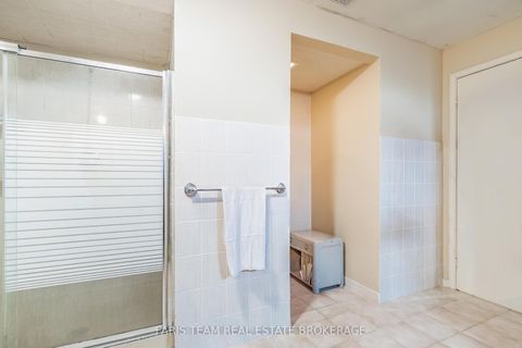 Photo 30 at 82 Bayview Drive, Allandale Heights, Barrie